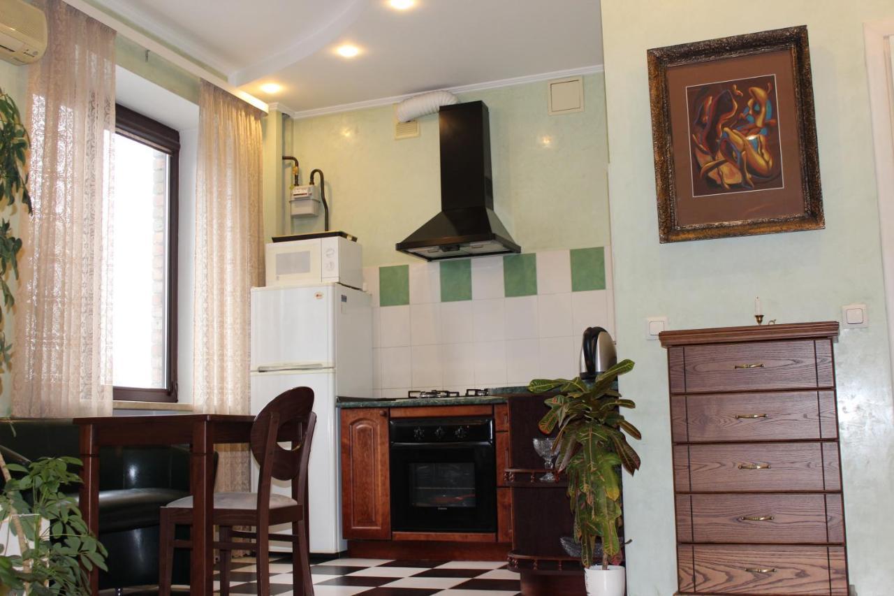 Центр Печерск Метро Зверинецкая, Печерская Apartment Kiev Ngoại thất bức ảnh